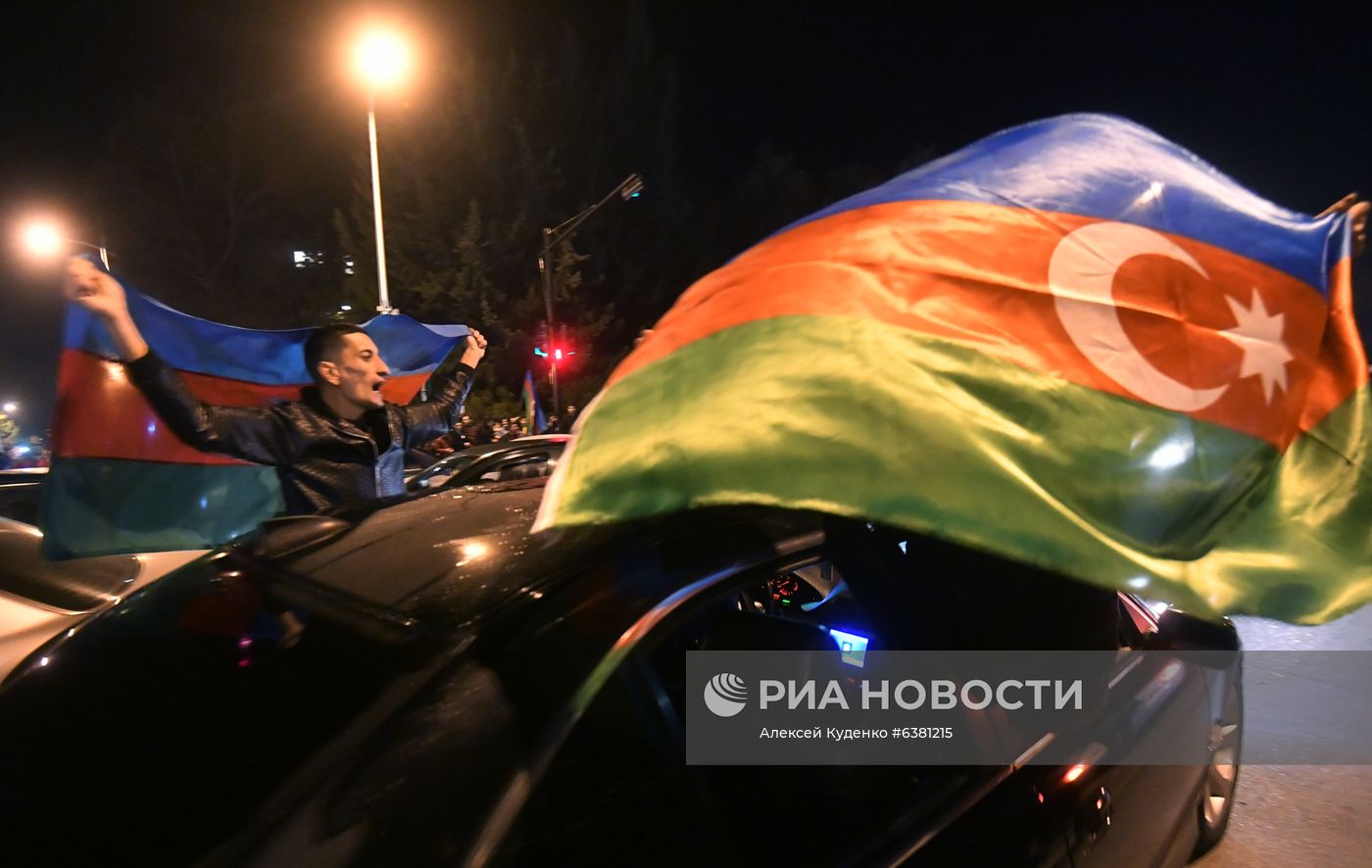 Ситуация в Азербайджане после принятия совместного заявления РФ, Азербайджана и Армении о прекращении огня в Карабахе