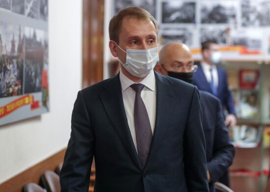 Заседания фракций Госдумы, посвященные утверждению кандидатур в члены Правительства РФ