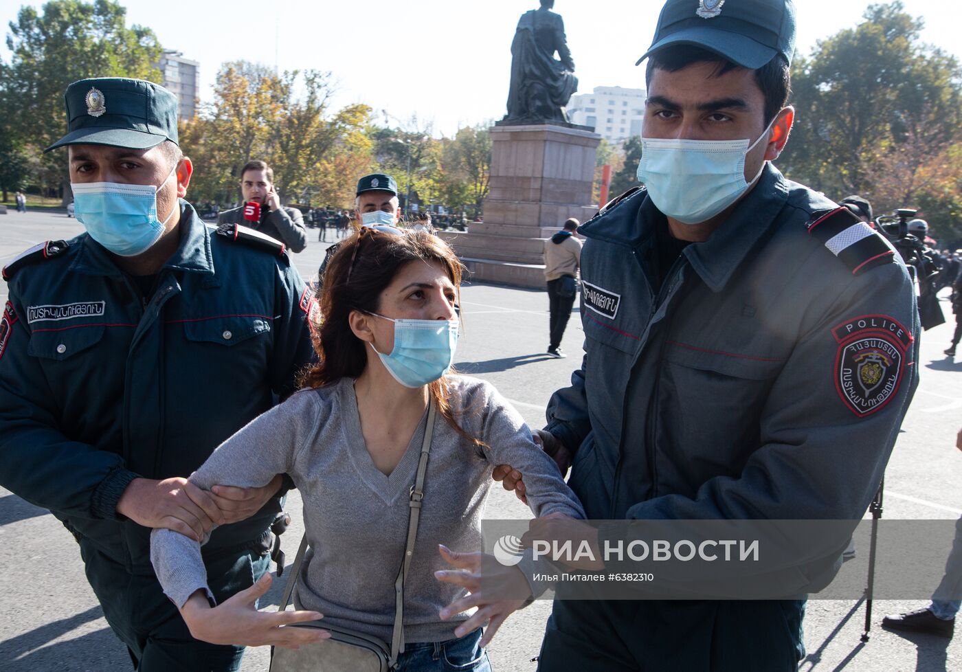 Митинг оппозиции в Ереване