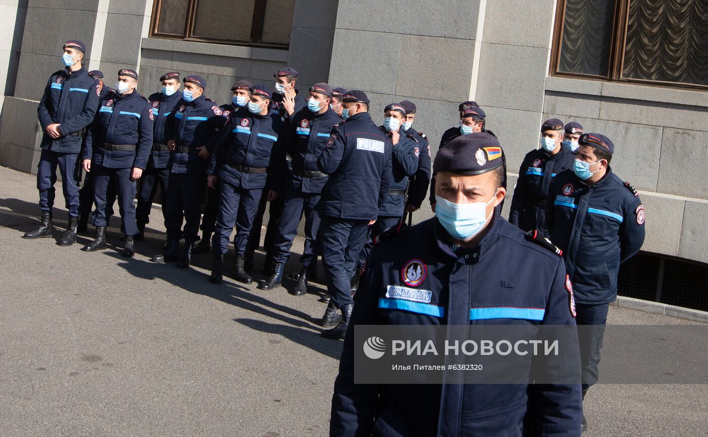 Митинг оппозиции в Ереване