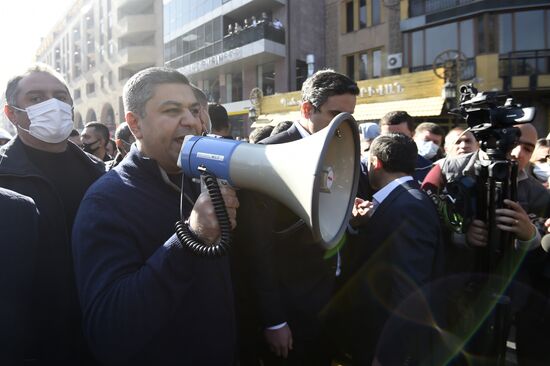 Митинг оппозиции в Ереване