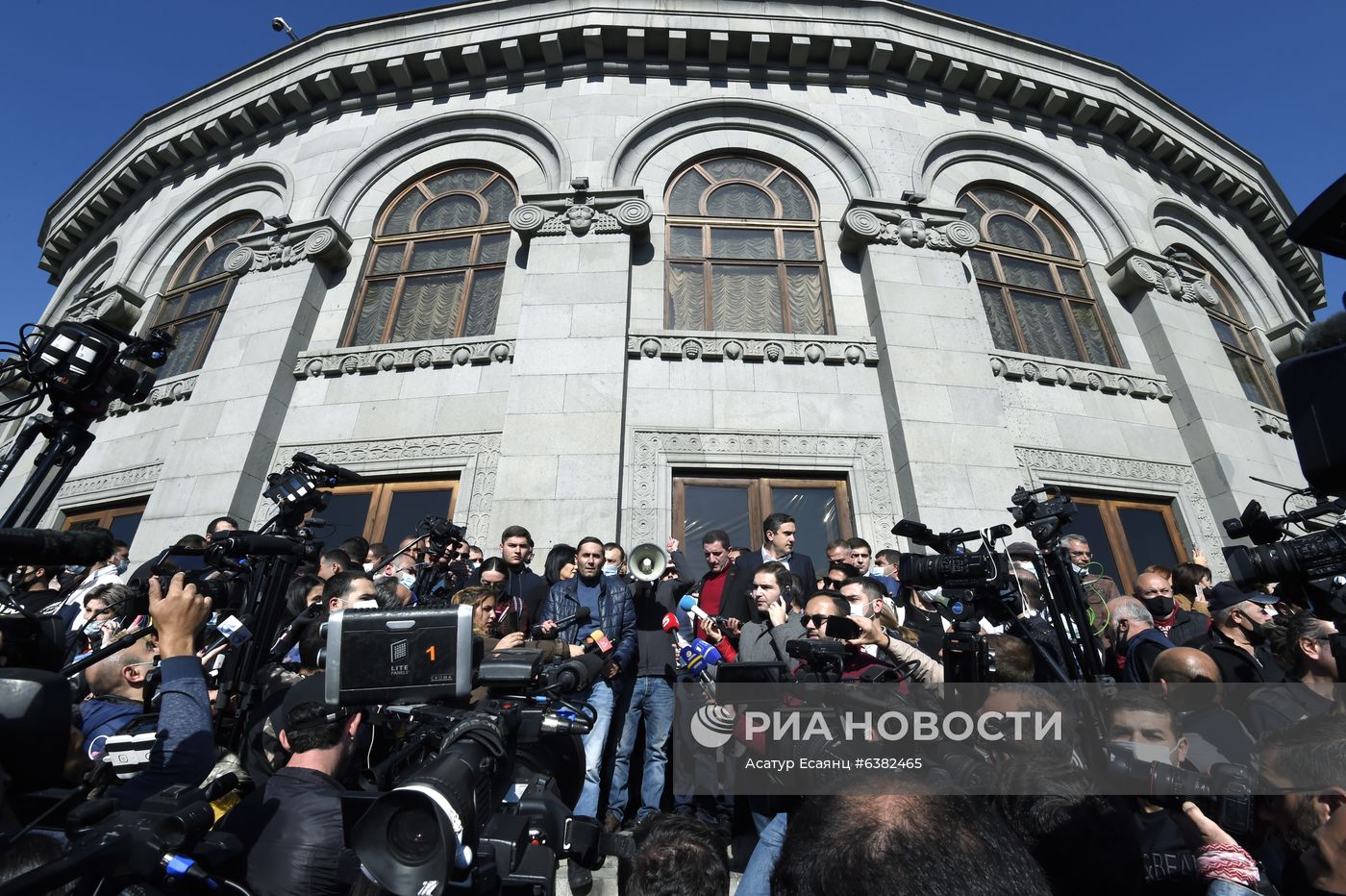 Митинг оппозиции в Ереване