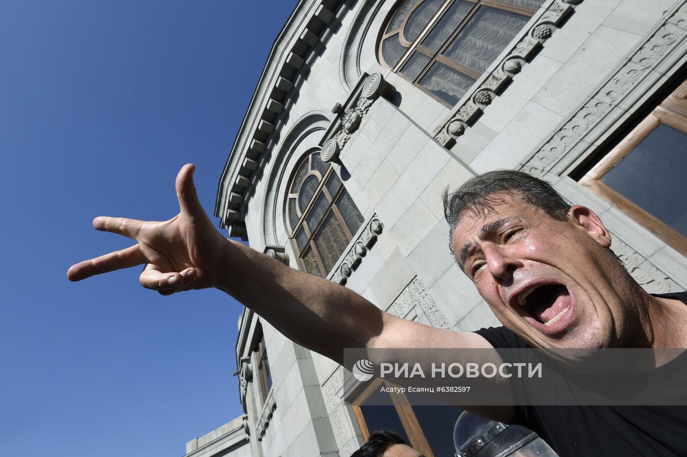 Митинг оппозиции в Ереване