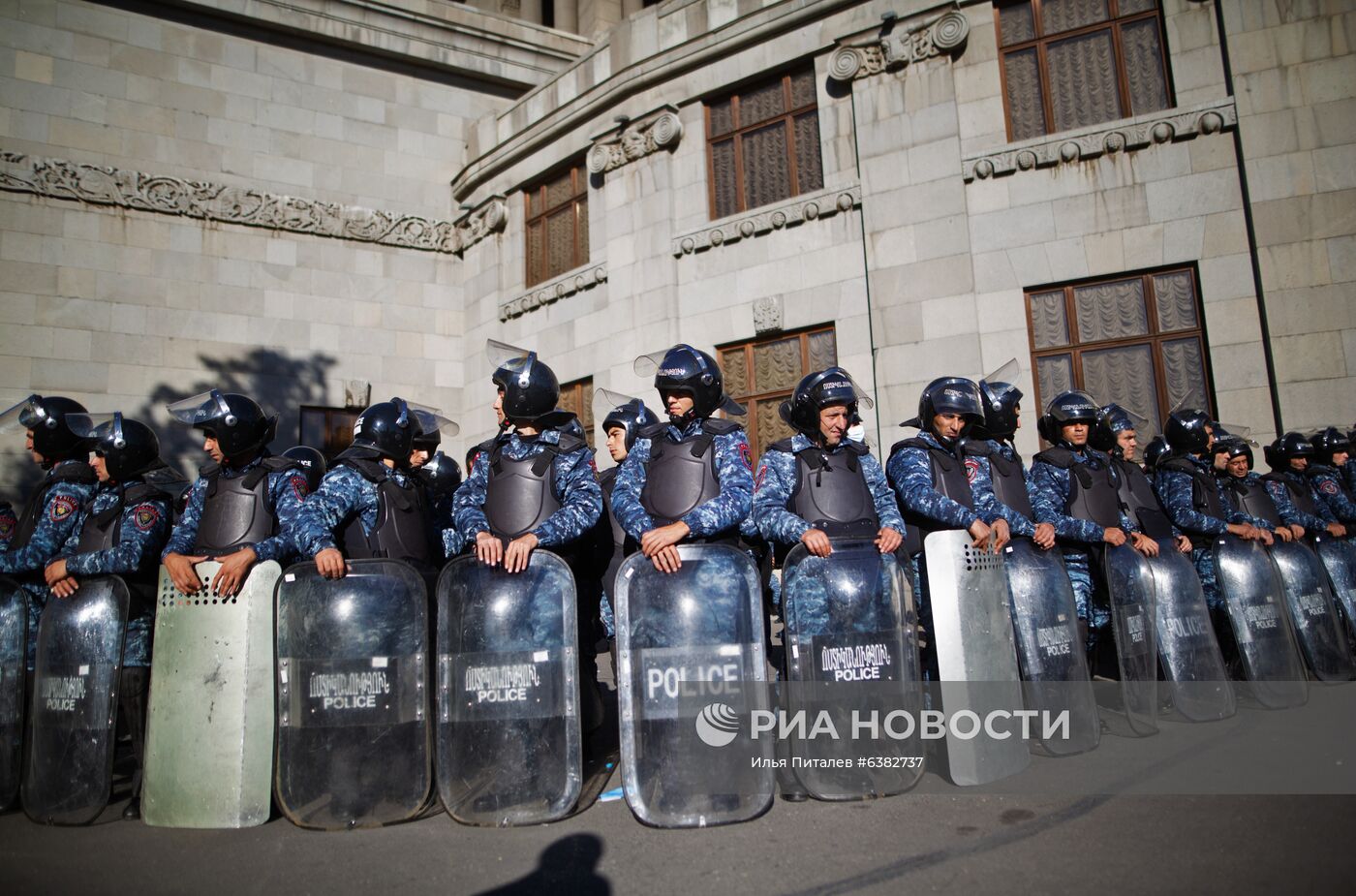 Митинг оппозиции в Ереване