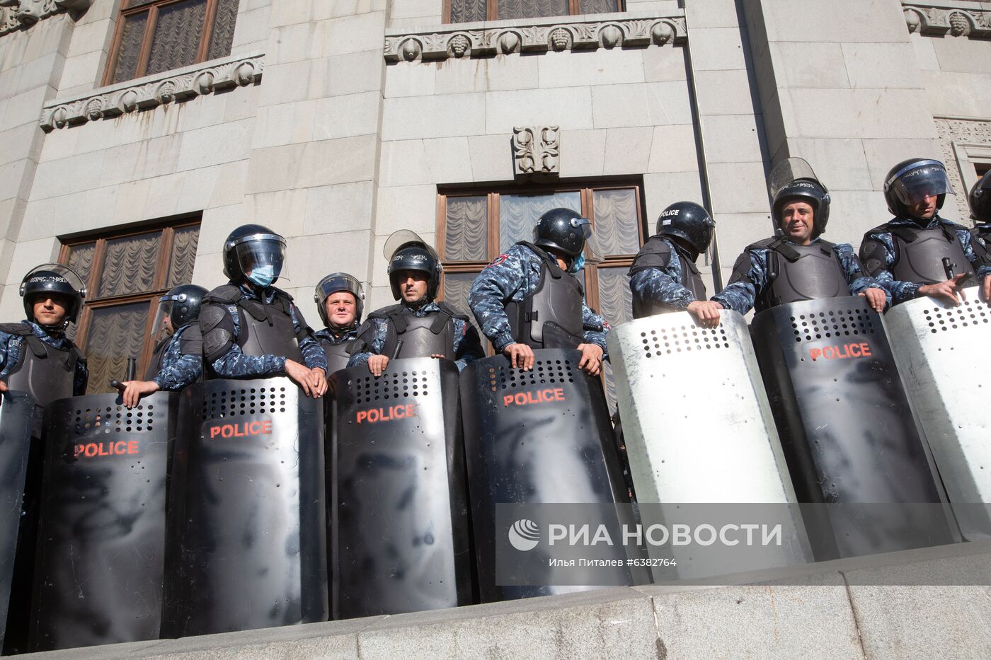 Митинг оппозиции в Ереване