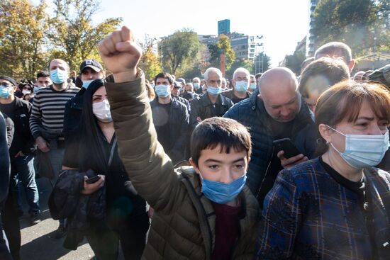 Митинг оппозиции в Ереване