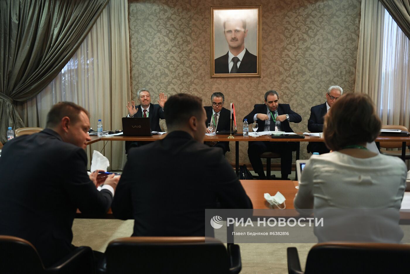 Участники переговоров в рамках Международной конференции по возвращению сирийских беженцев в Дамаске. Место: Сирия, Дамаск. Автор: Павел Бедняков/РИА Новости. Конференция по возвращению сирийских беженцев