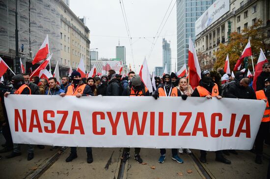 Марш националистов в Варшаве