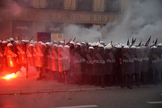 Марш националистов в Варшаве
