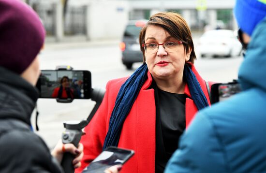 Заседание суда по делу муниципального депутата Ю. Галяминой