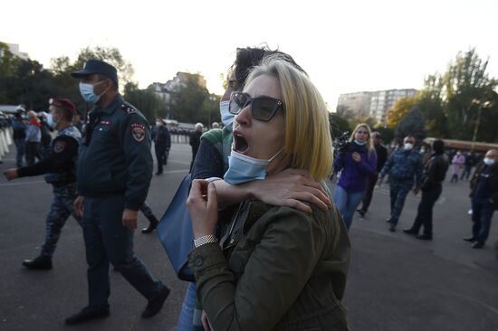 Митинг оппозиции в Ереване