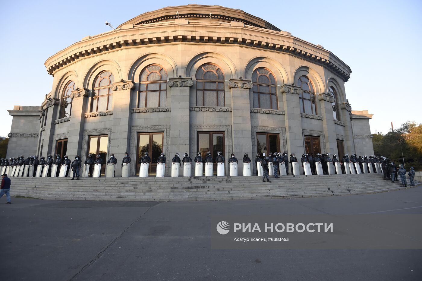 Митинг оппозиции в Ереване