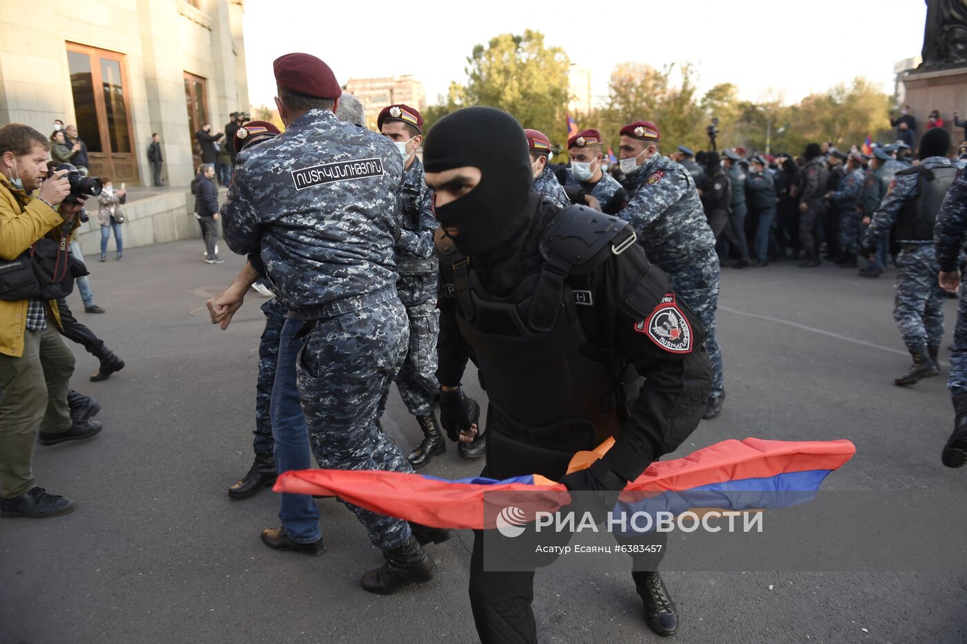 Митинг оппозиции в Ереване