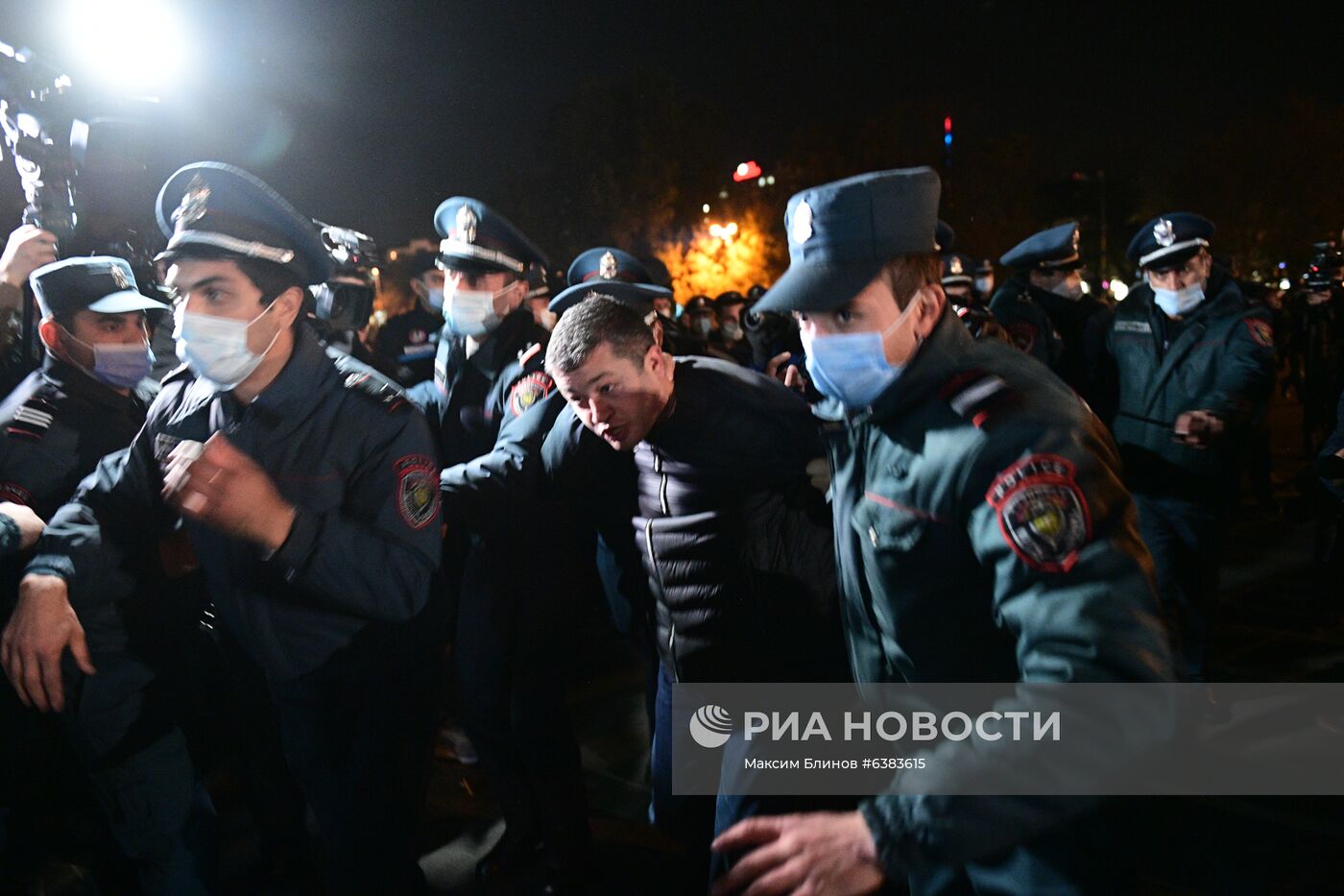 Митинг оппозиции в Ереване