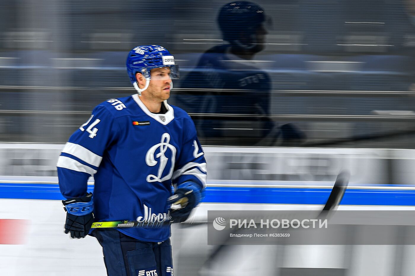 Хоккей. КХЛ. Матч "Динамо" (Москва)  "Северсталь"