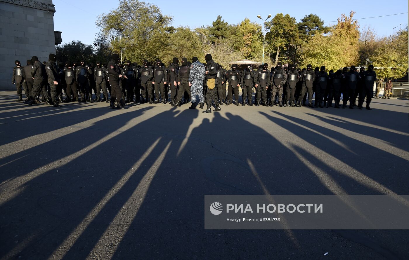 Митинг оппозиции в Ереване