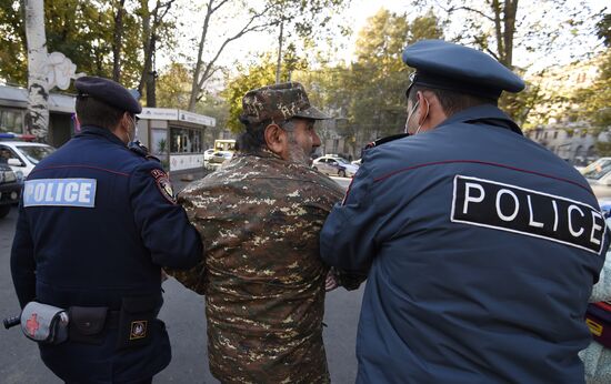 Митинг оппозиции в Ереване