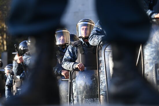 Митинг оппозиции в Ереване