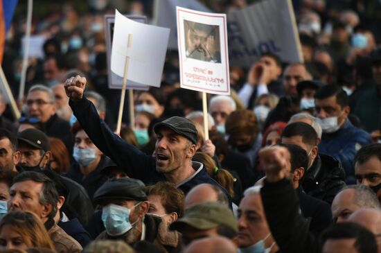 Митинг оппозиции в Ереване