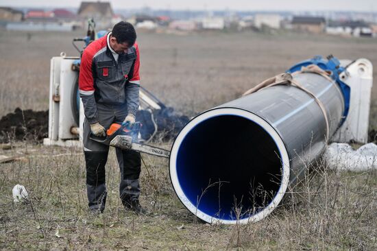 В Крыму началась укладка труб нового водовода для Симферополя