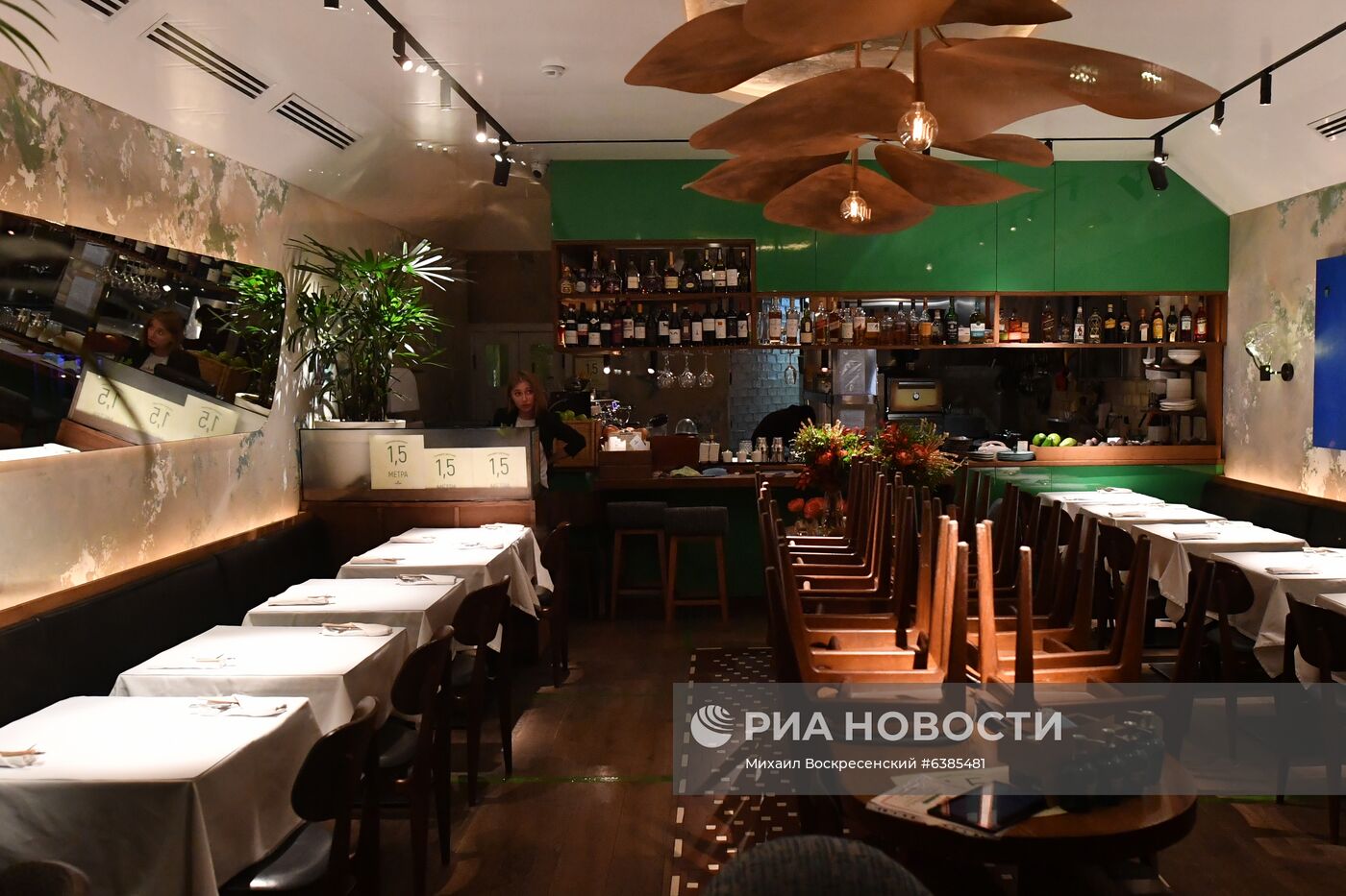 Закрытие баров и ресторанов Москвы в ночное время из-за коронавируса