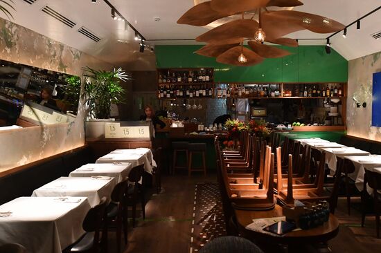 Закрытие баров и ресторанов Москвы в ночное время из-за коронавируса