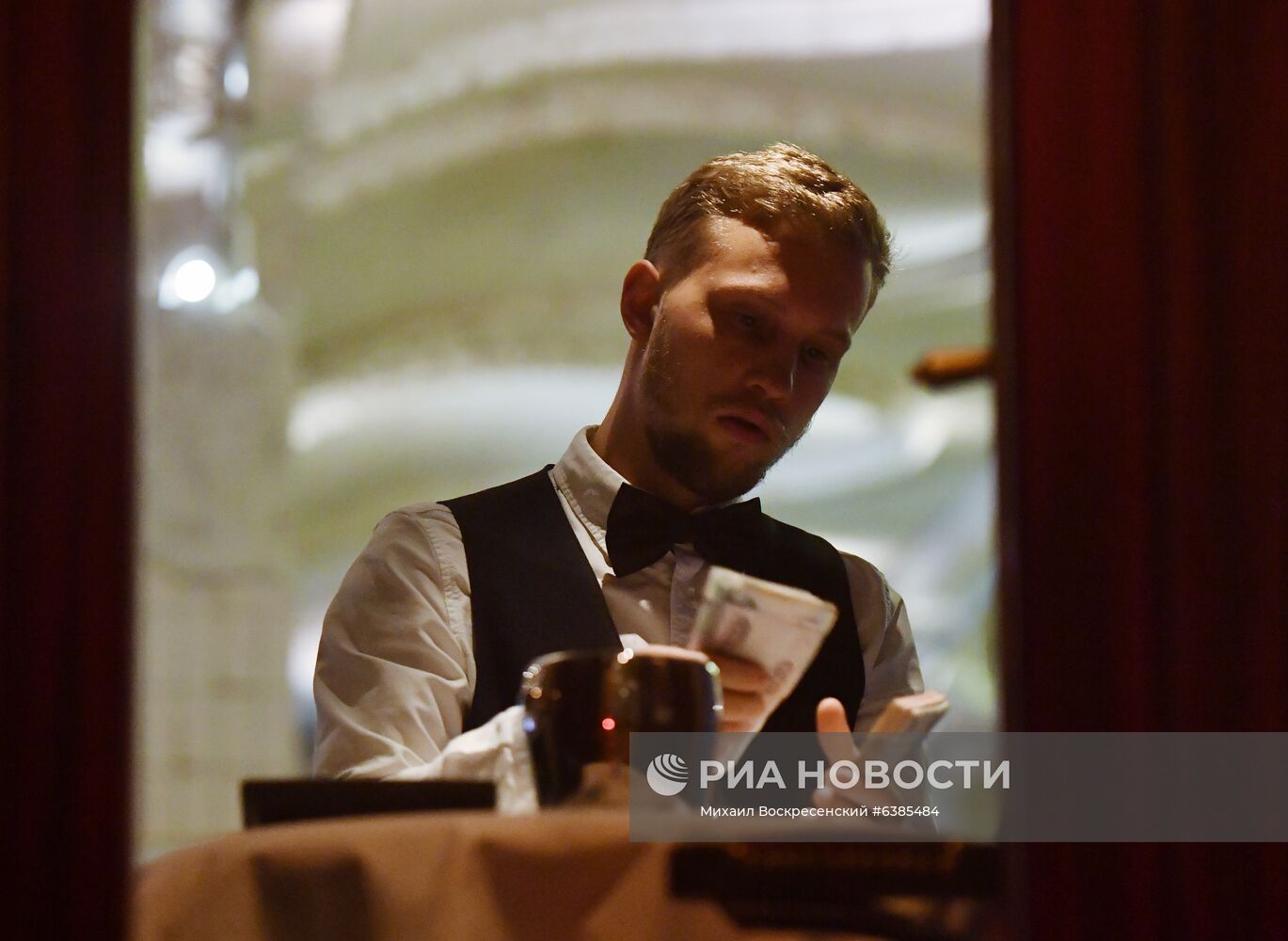 Закрытие баров и ресторанов Москвы в ночное время из-за коронавируса