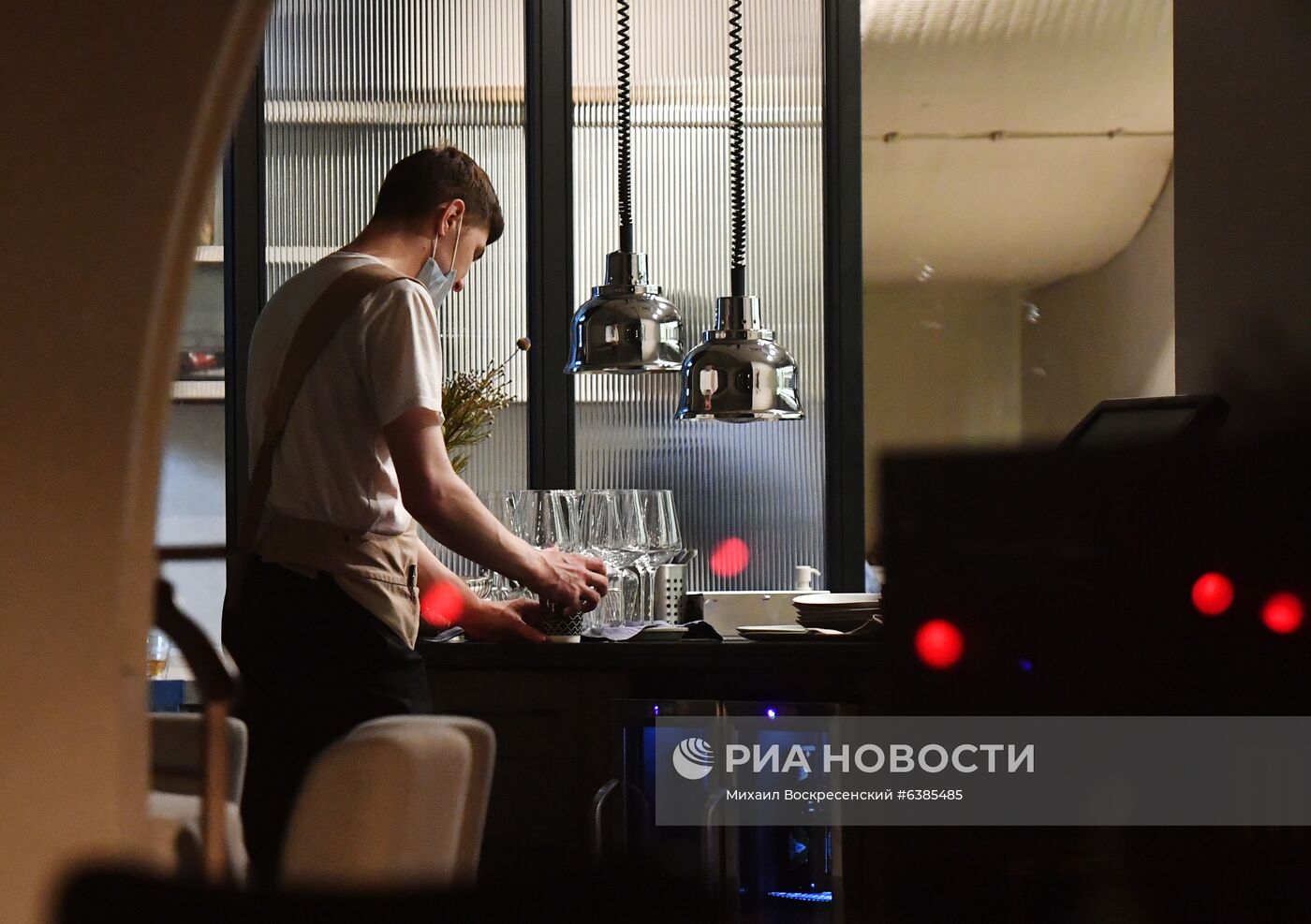 Закрытие баров и ресторанов Москвы в ночное время из-за коронавируса