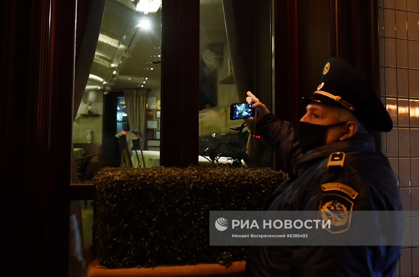 Закрытие баров и ресторанов Москвы в ночное время из-за коронавируса