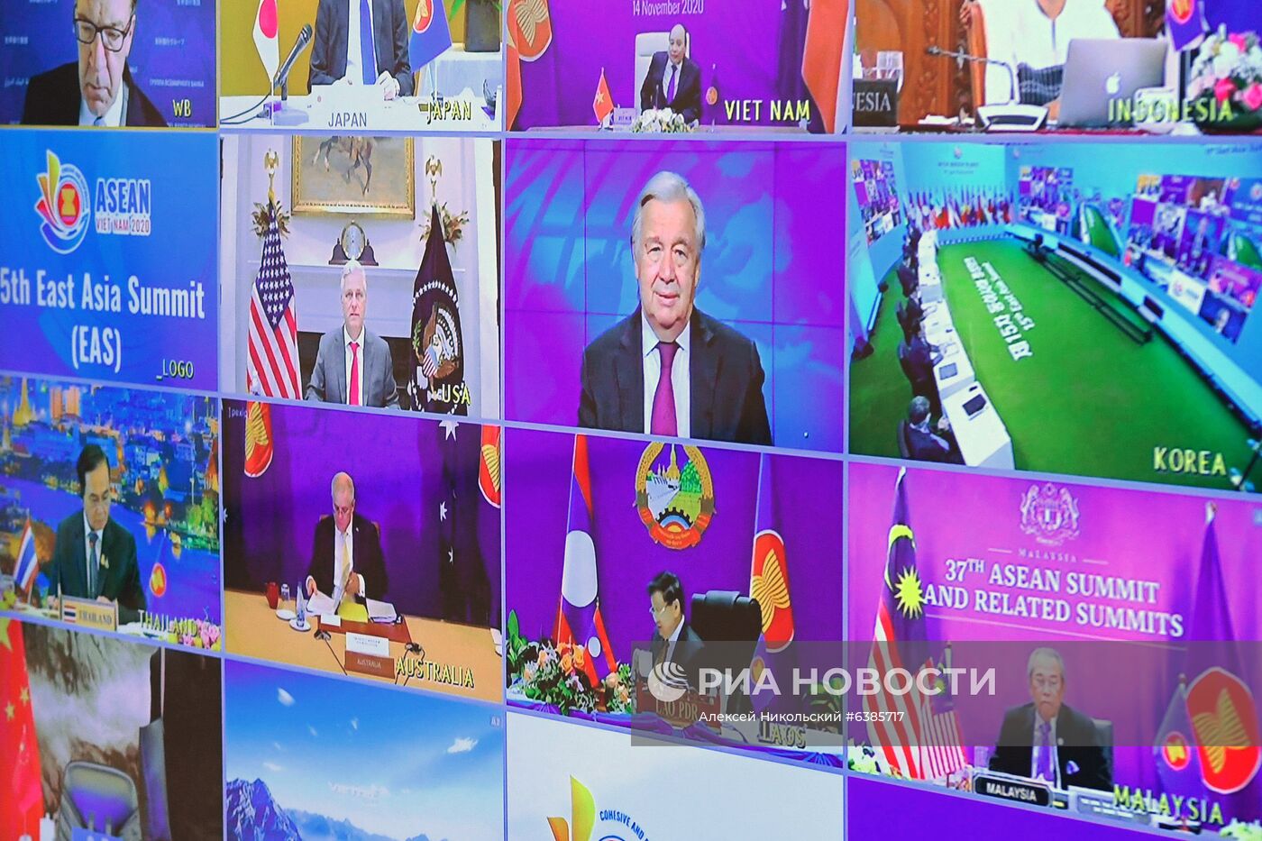 Президент РФ В. Путин принял участие в работе 15-го Восточноазиатского саммита