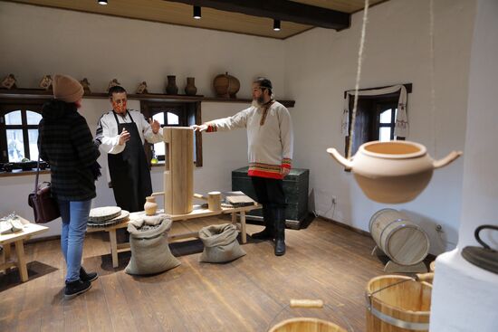 Этнодеревня "Слобожанщина" в Белгородской области