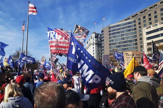 Акция в поддержку Трампа в Вашингтоне