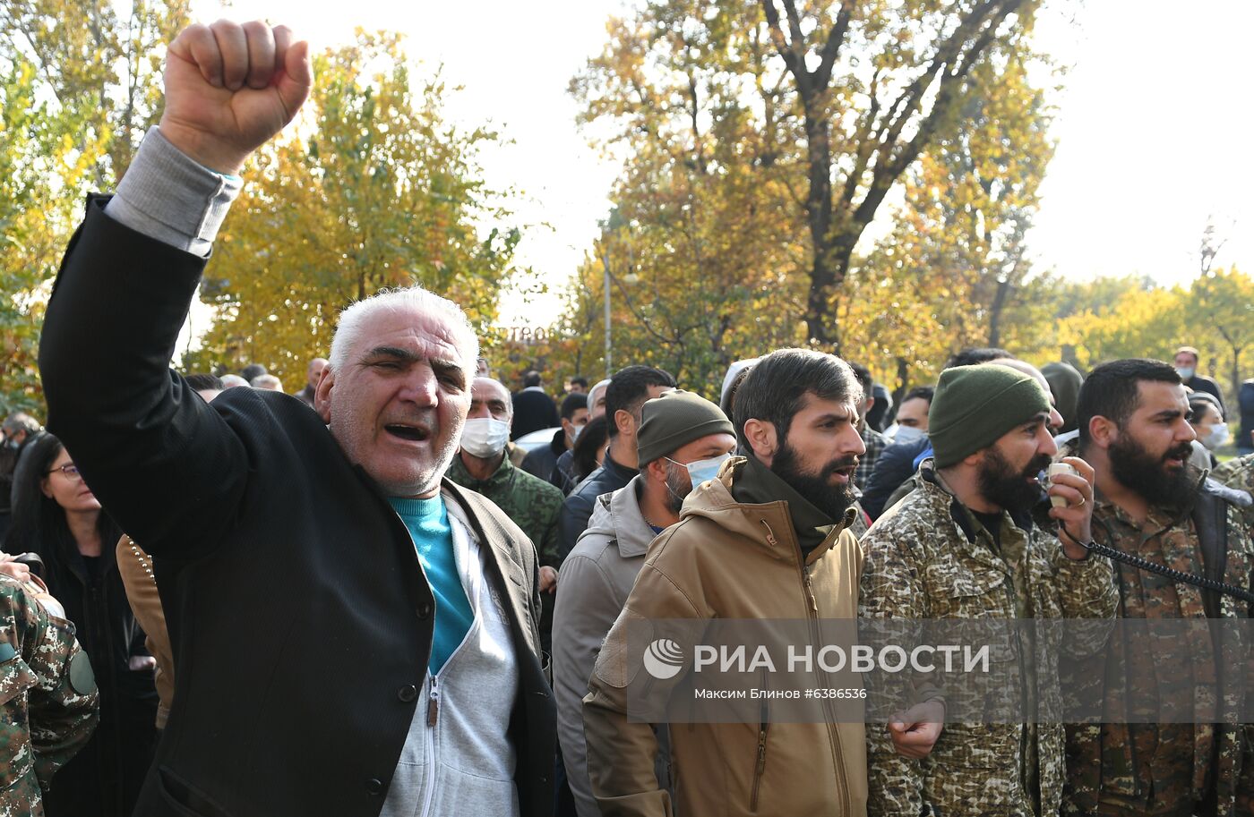 Митинг за освобождение подозреваемых в покушении на премьер-министра Армении Н. Пашиняна