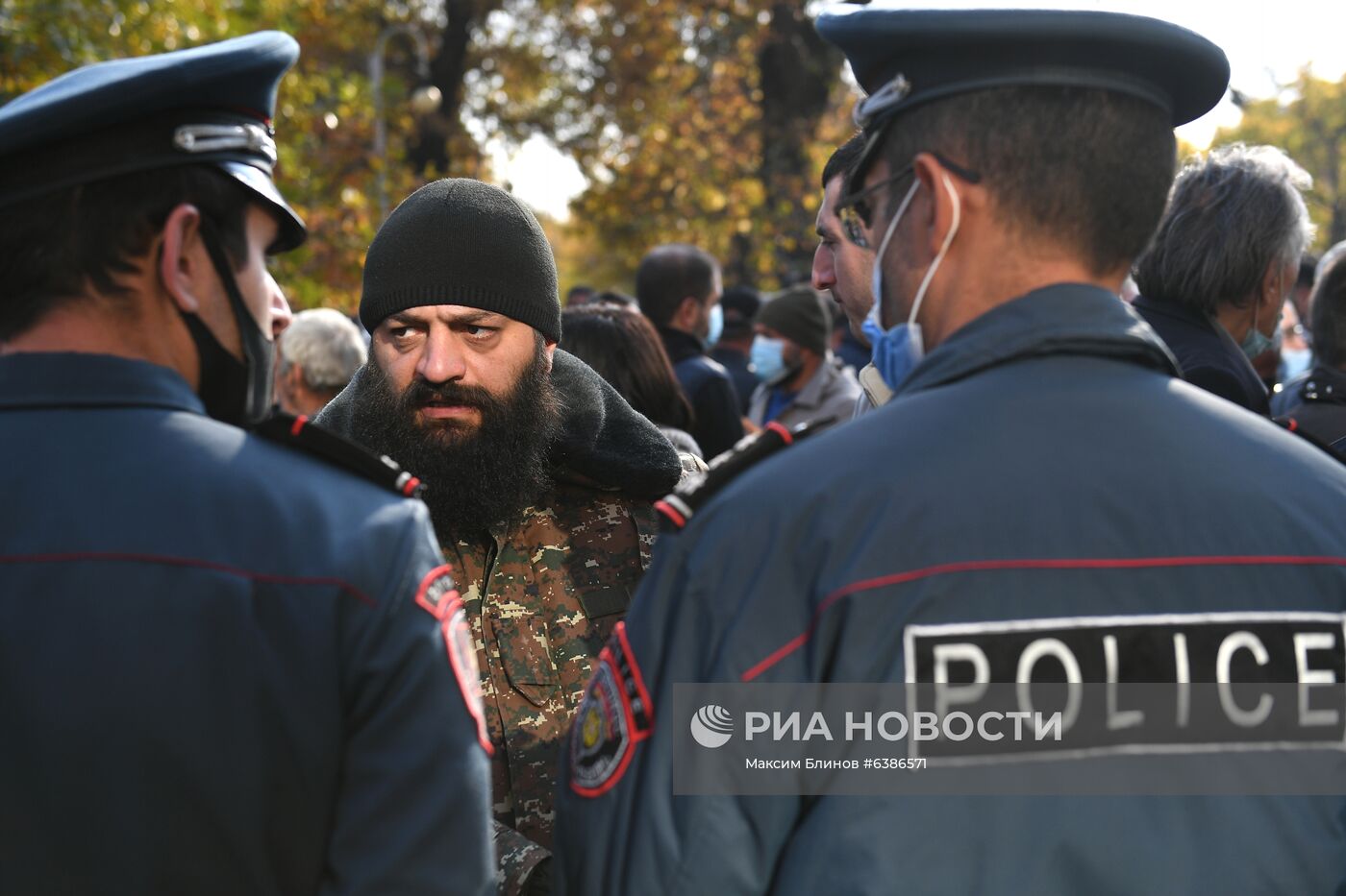 Митинг за освобождение подозреваемых в покушении на премьер-министра Армении Н. Пашиняна
