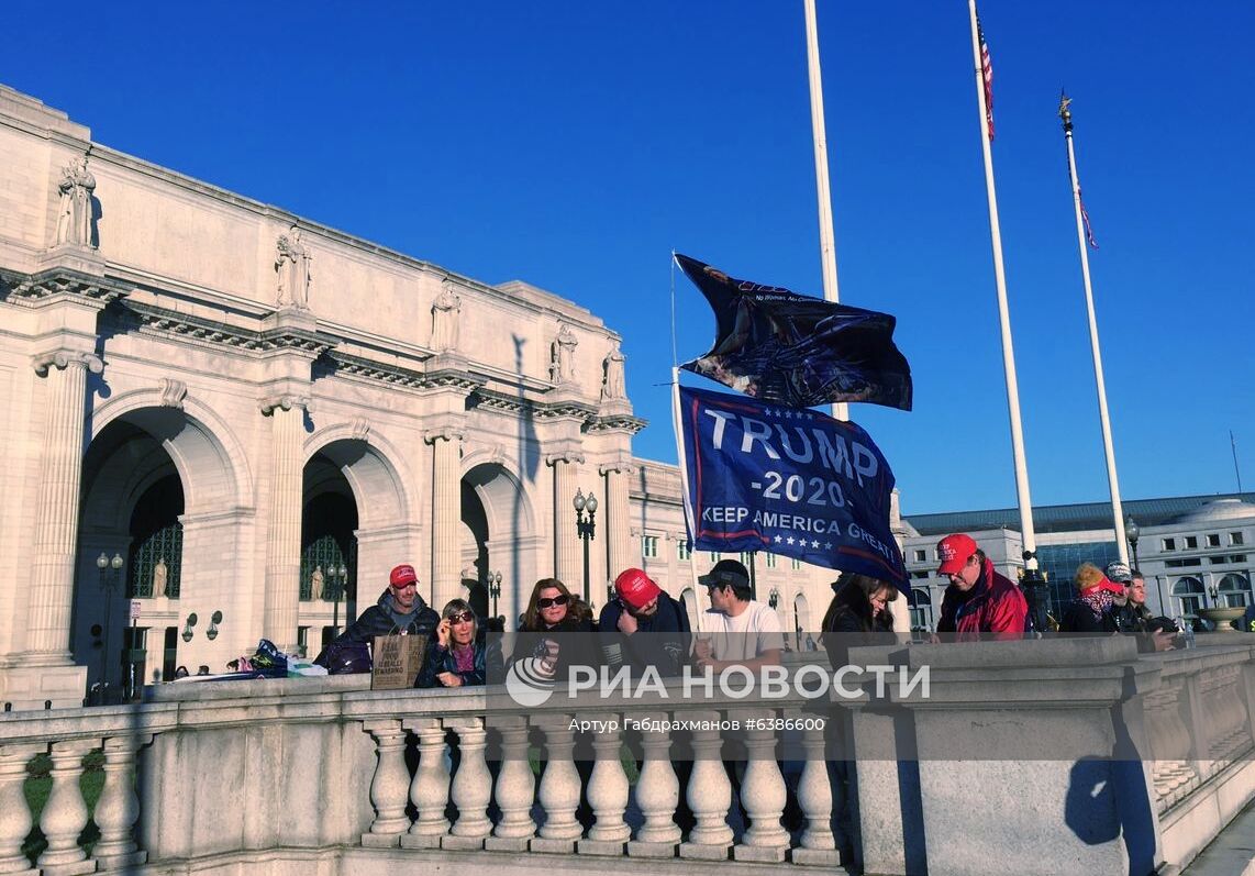 Акция в поддержку Трампа в Вашингтоне