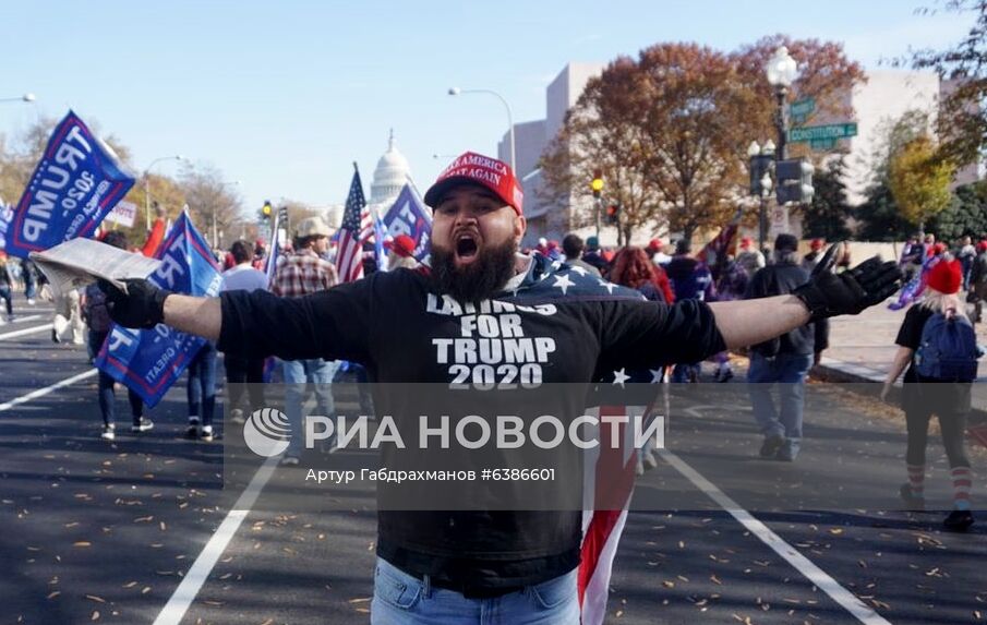 Акция в поддержку Трампа в Вашингтоне