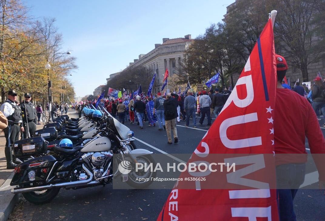 Акция в поддержку Трампа в Вашингтоне