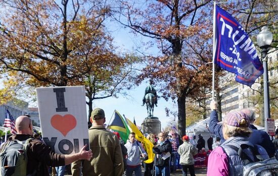 Акция в поддержку Трампа в Вашингтоне