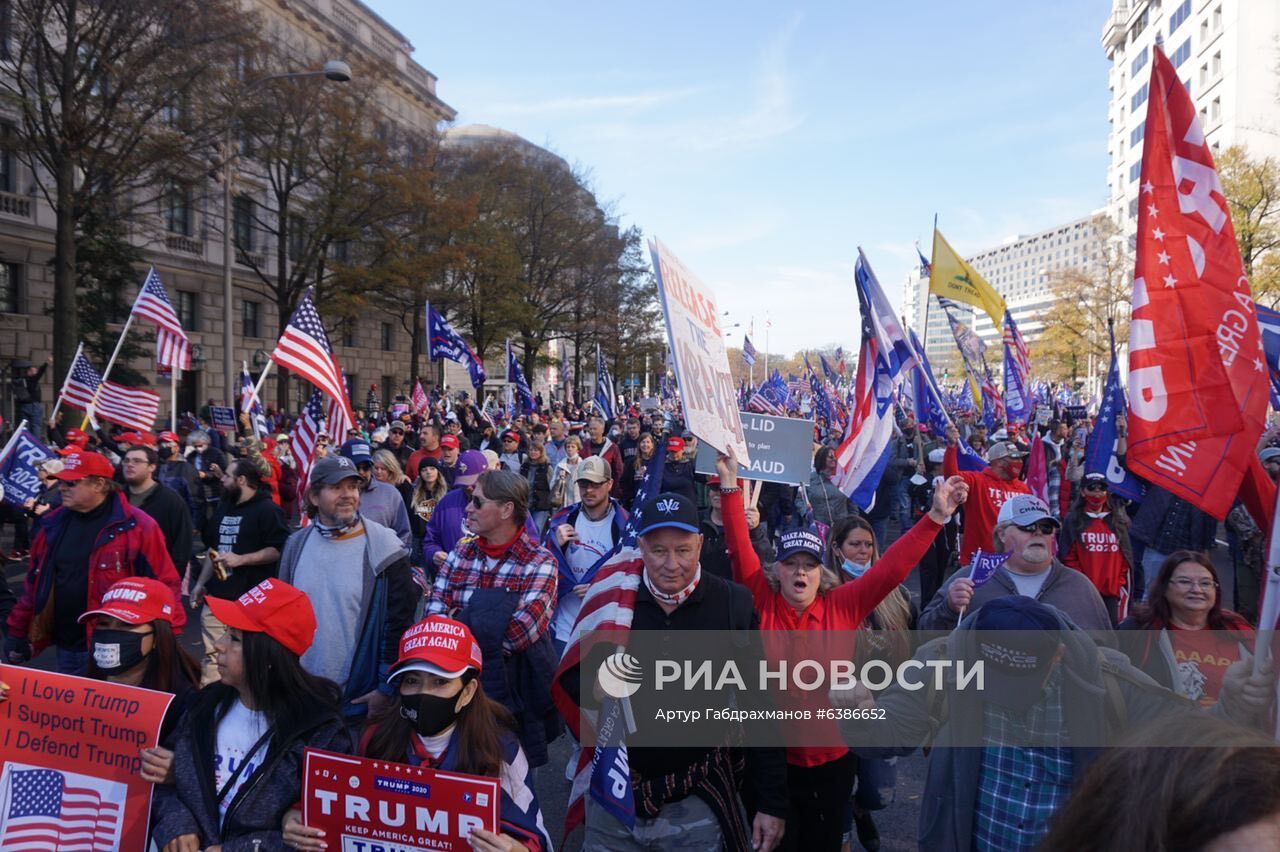 Акция в поддержку Трампа в Вашингтоне