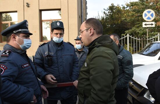 Митинг за освобождение подозреваемых в покушении на премьер-министра Армении Н. Пашиняна