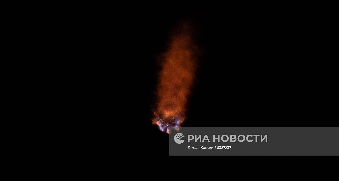 Старт Falcon 9 с кораблем Crew Dragon