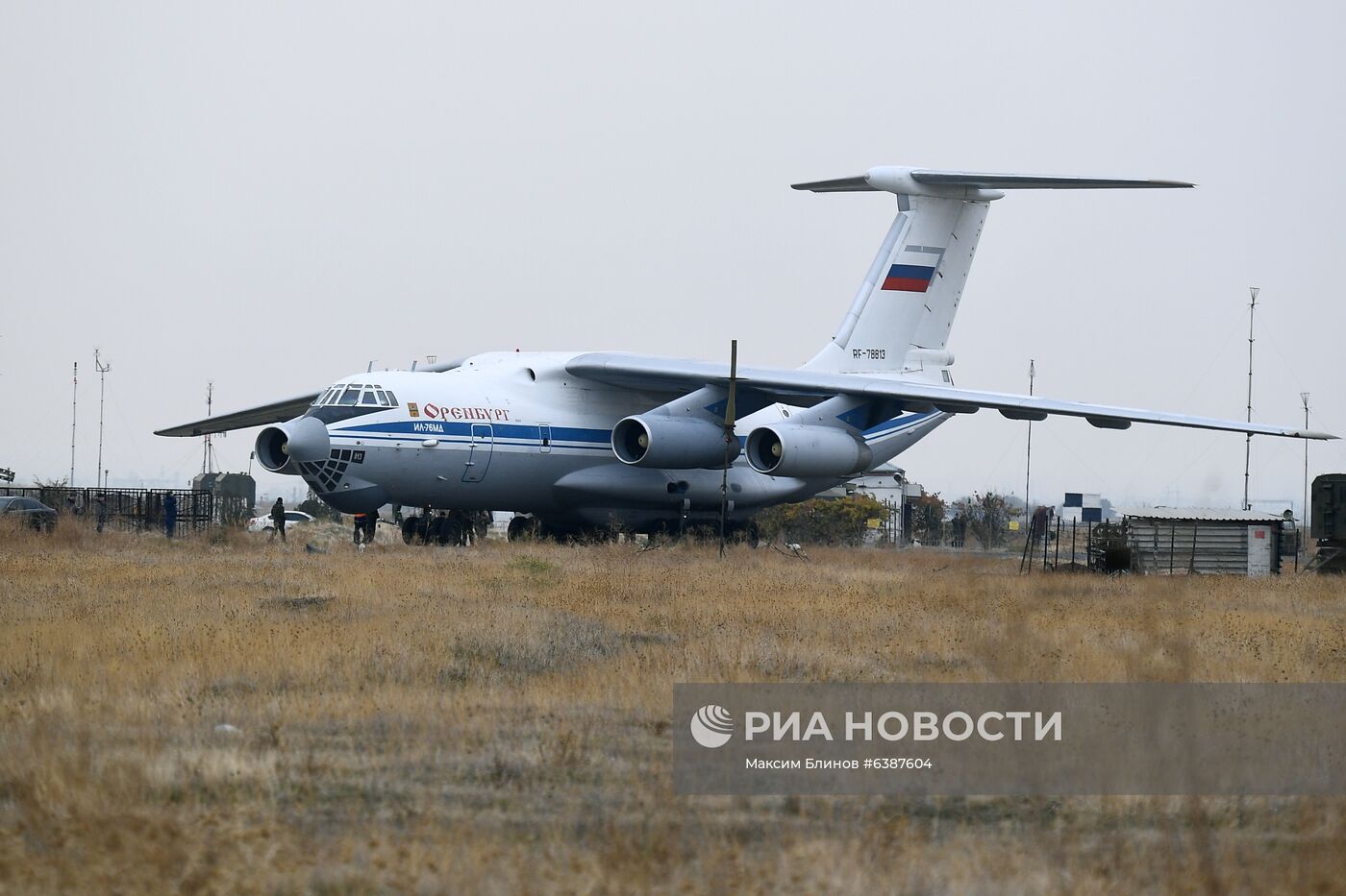 Продолжается доставка в Армению техники для российского миротворческого контингента