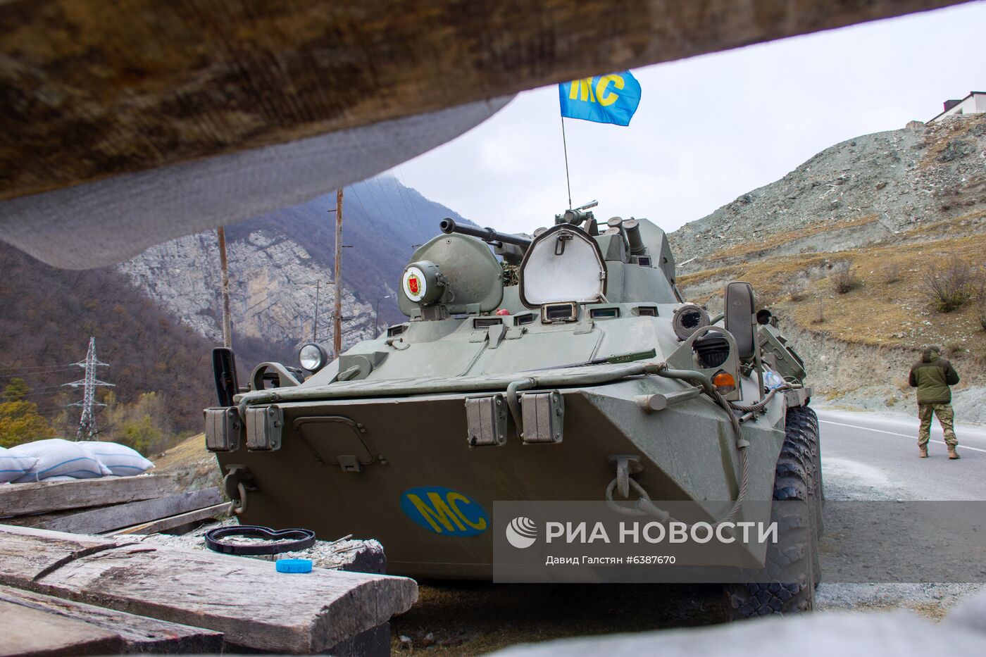 Российские миротворцы выставили наблюдательный пост у монастыря Дадиванк в Карабахе