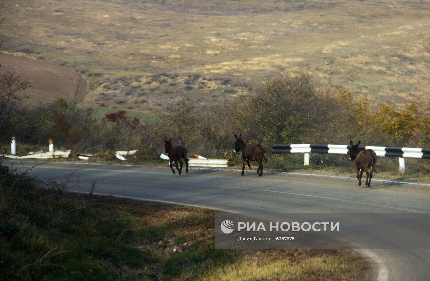 Российские миротворцы выставили наблюдательный пост у монастыря Дадиванк в Карабахе