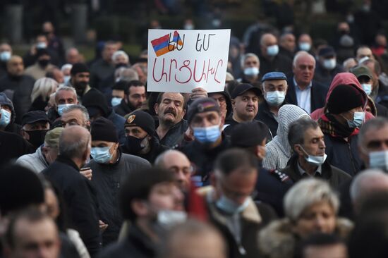Митинг оппозиции в Ереване