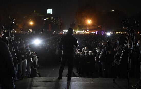 Митинг оппозиции в Ереване