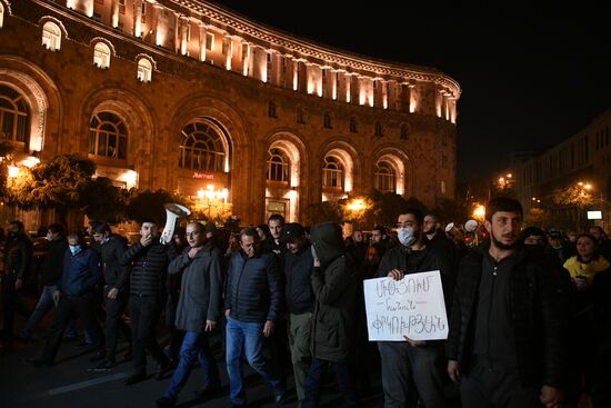 Митинг оппозиции в Ереване