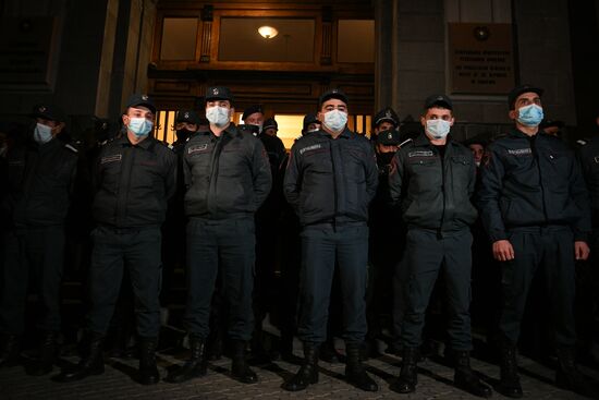 Митинг оппозиции в Ереване