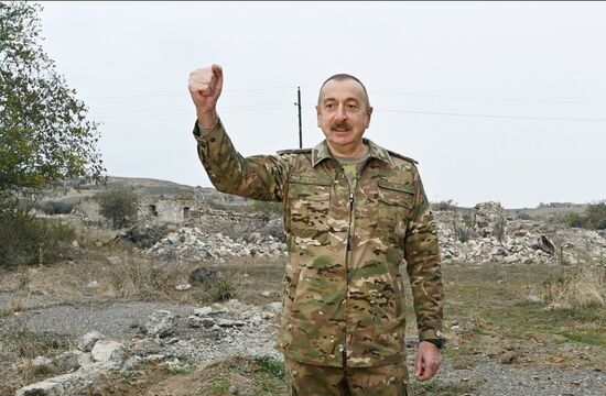 Президент Азербайджана И. Алиев посетил Физулинский и Джебраильский районы