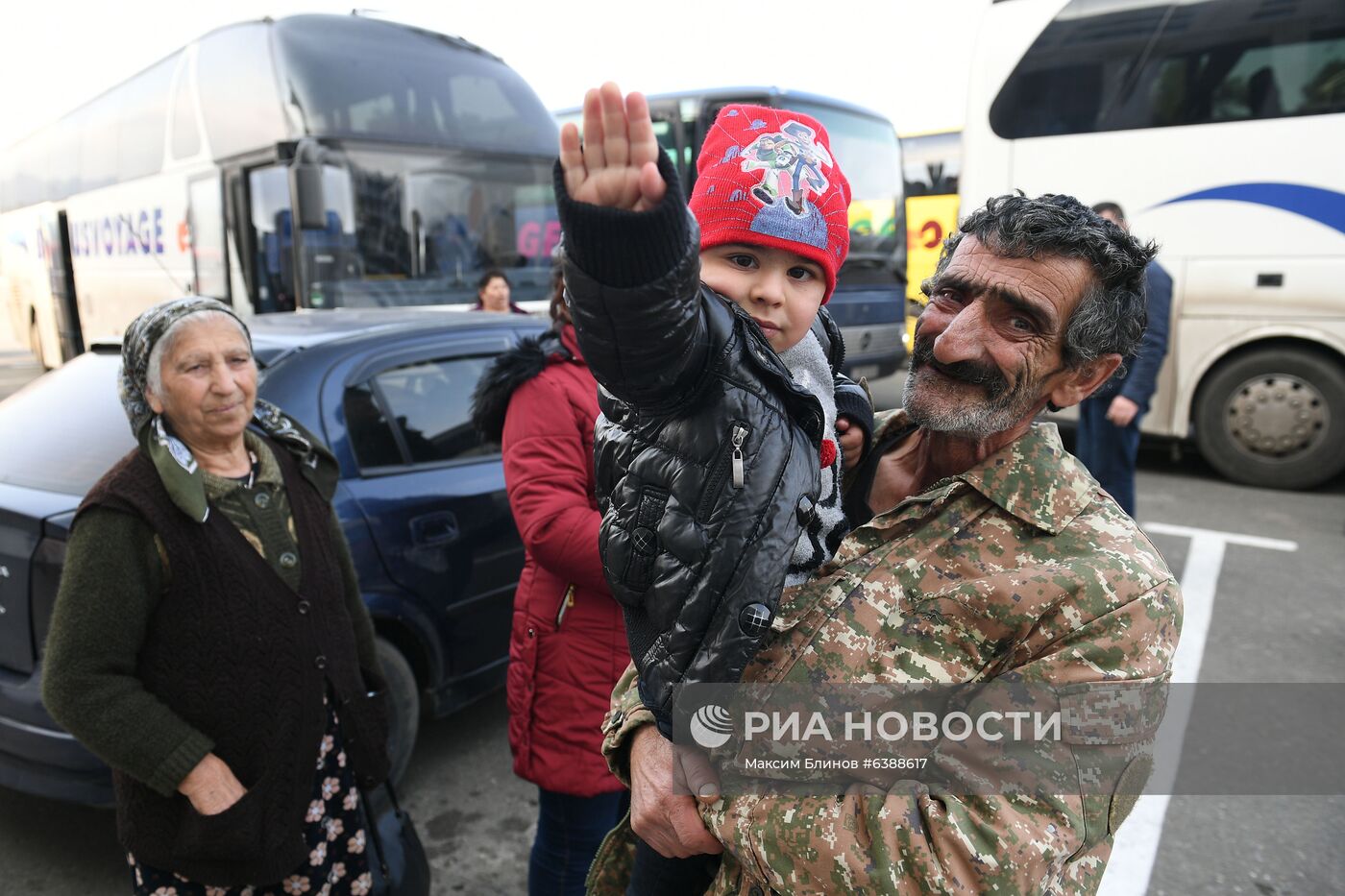 Возвращение беженцев в Степанакерт